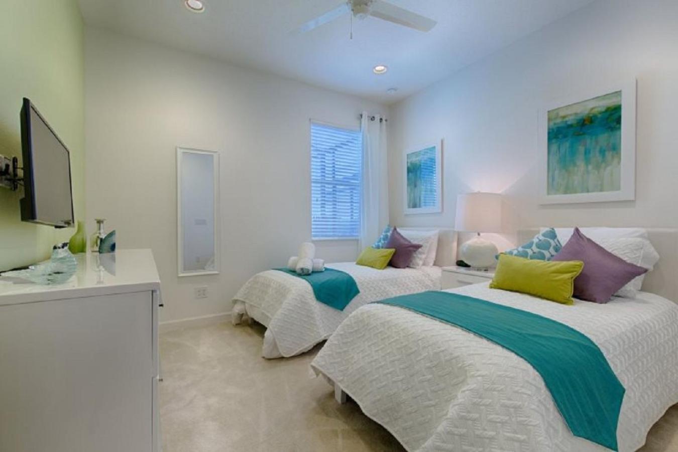 #372-Welcome To Lightwater Villa, Your Modern Disney Vacation Home! South-Facing Pool & Spa Overlooking Lake Kissimmee Exterior foto