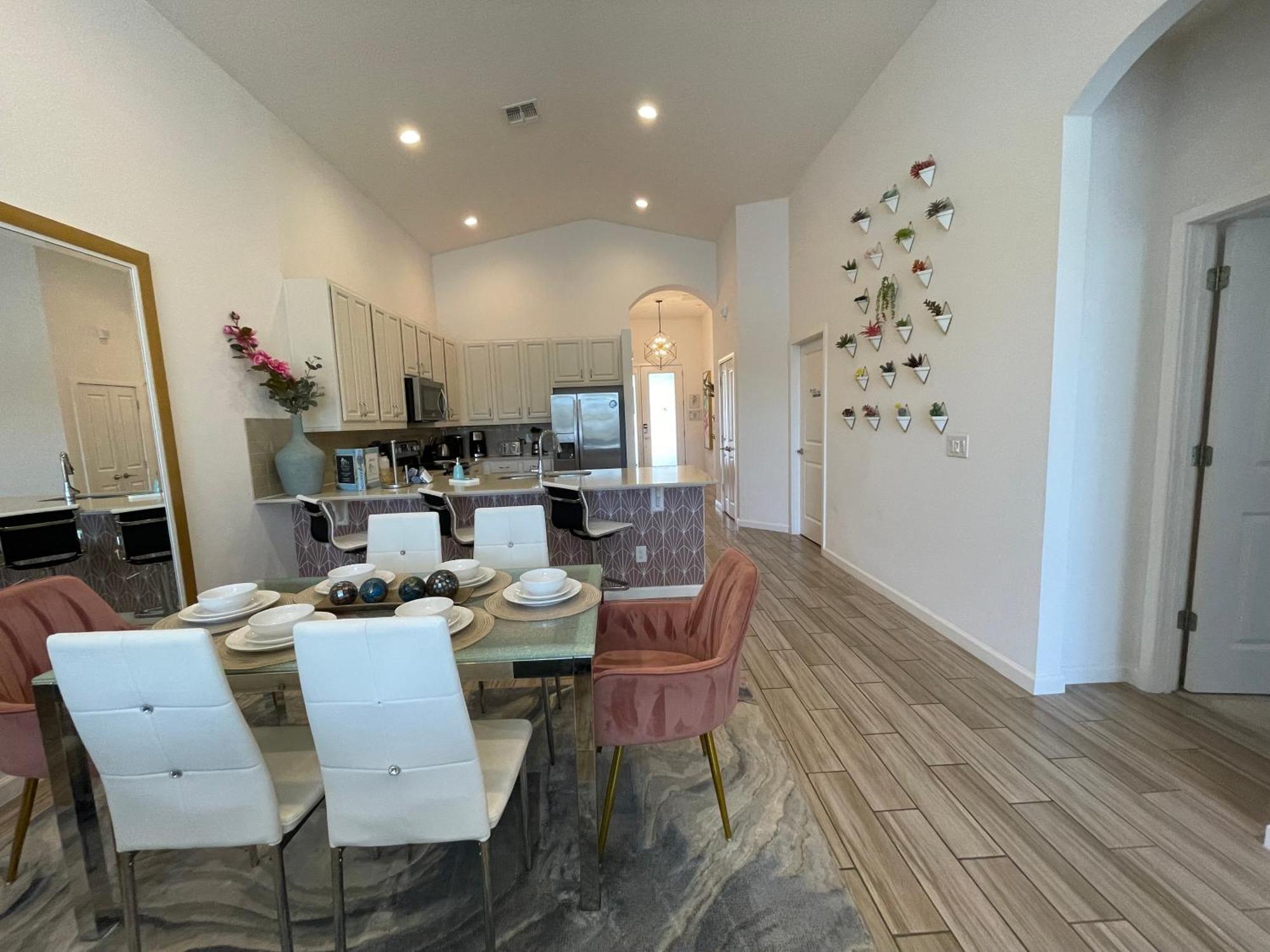#372-Welcome To Lightwater Villa, Your Modern Disney Vacation Home! South-Facing Pool & Spa Overlooking Lake Kissimmee Exterior foto
